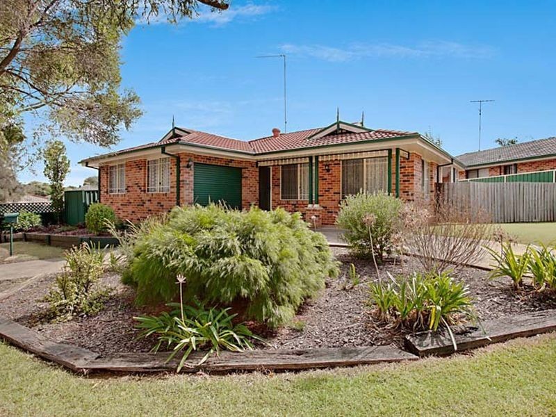18 Stephenson Place, Currans Hill NSW 2567