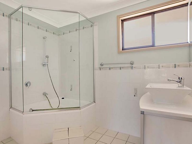 2 Grose Place, Camden South NSW 2570