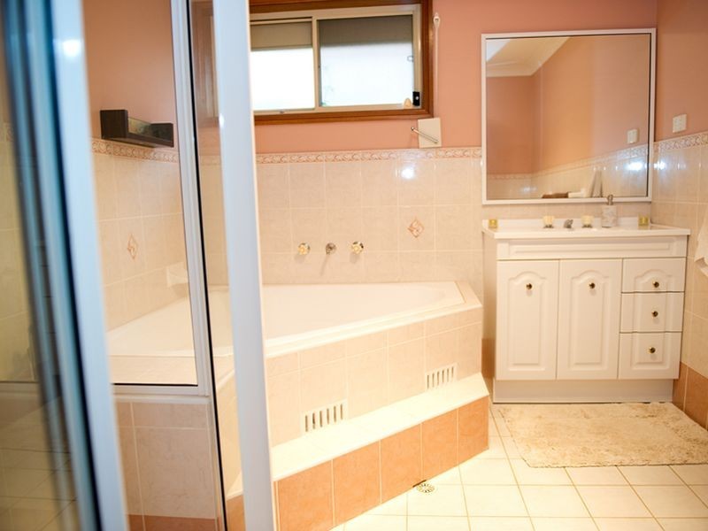 Narellan Vale NSW 2567