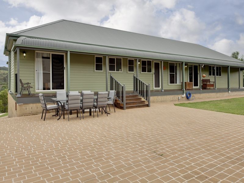 109 Calf Farm Road, Mount Hunter NSW 2570