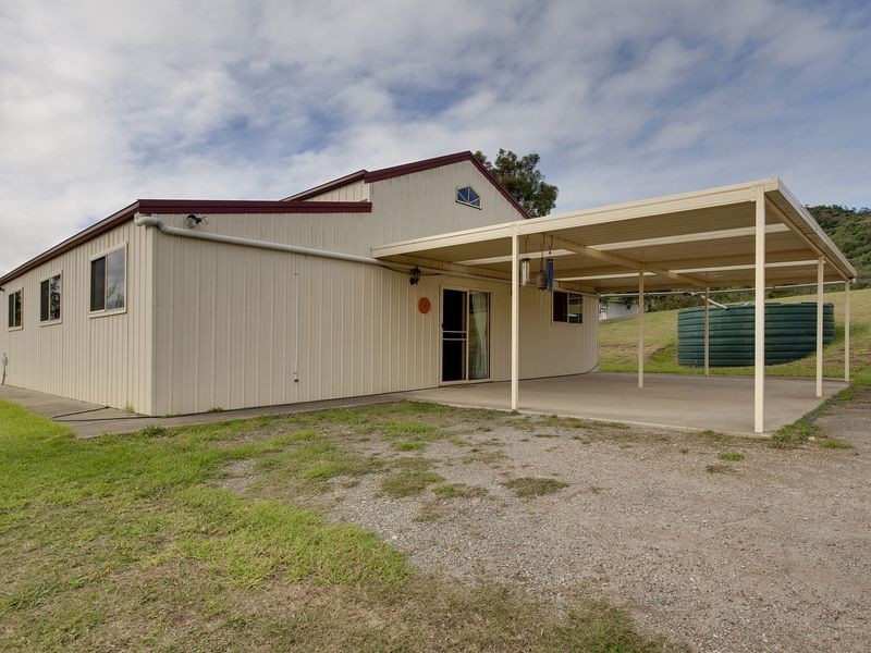 109 Calf Farm Road, Mount Hunter NSW 2570