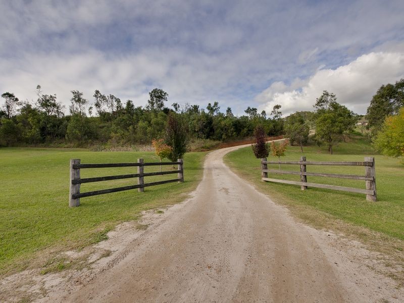 109 Calf Farm Road, Mount Hunter NSW 2570