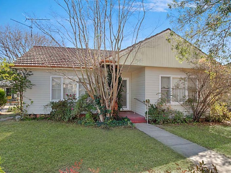 39 Harrington Street, Elderslie NSW 2570