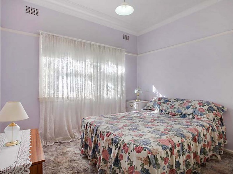 39 Harrington Street, Elderslie NSW 2570