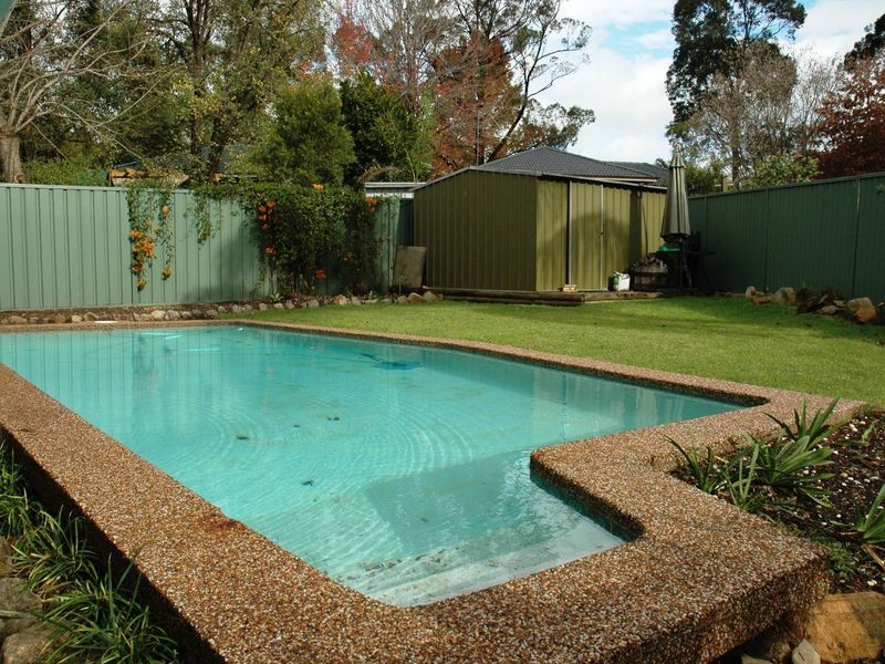 11 PEPPIN PLACE, Elderslie NSW 2570
