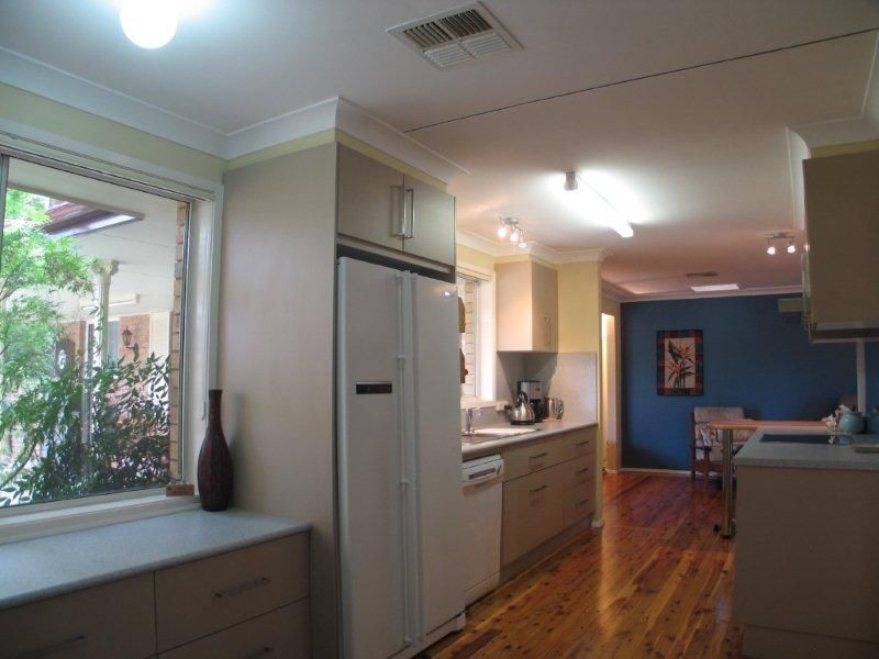 6 Sharpe Place, Camden South NSW 2570