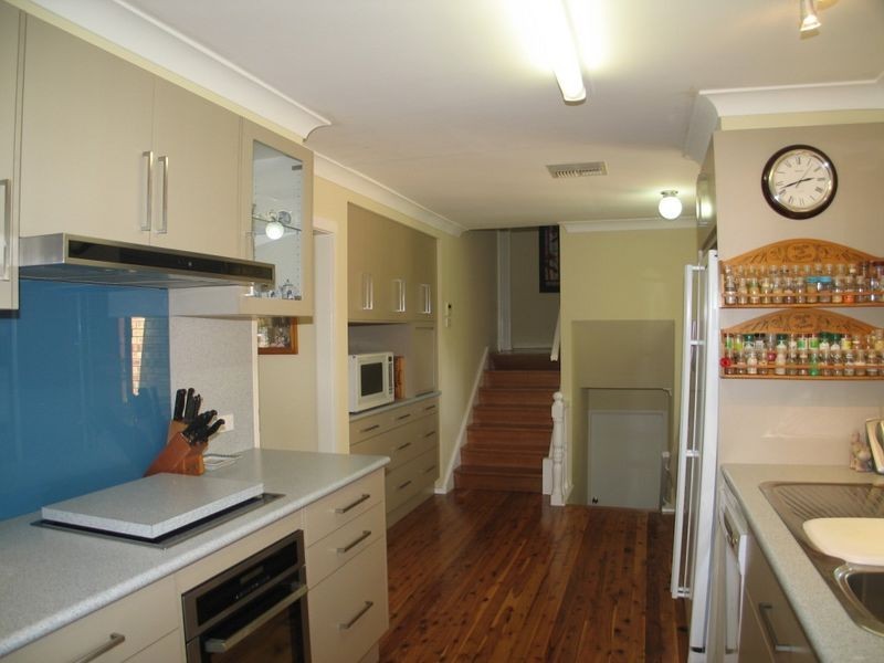 6 Sharpe Place, Camden South NSW 2570
