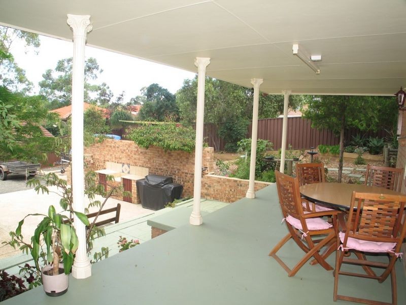 6 Sharpe Place, Camden South NSW 2570