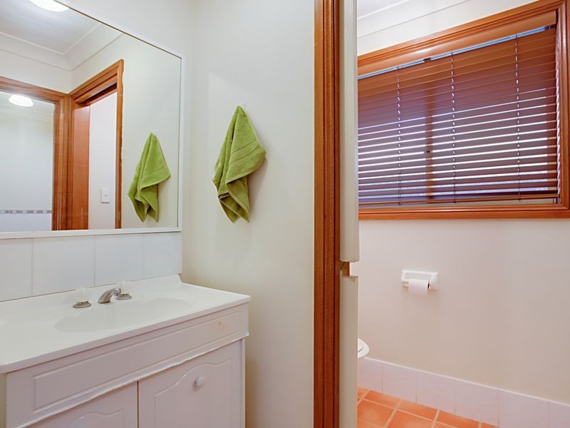 11 Montgomery Circuit, Narellan Vale NSW 2567