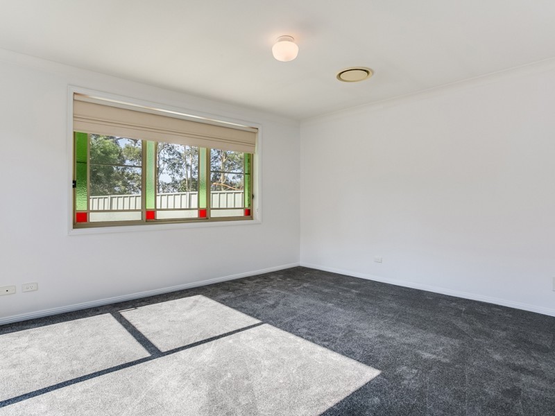 19 Caroline Chisholm Drive, Camden South NSW 2570