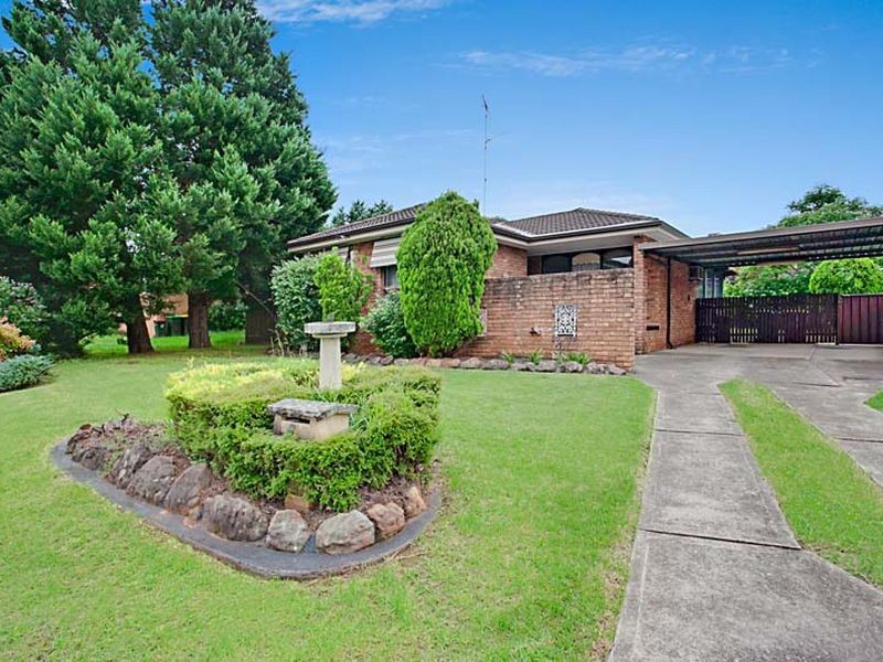 8 Wentworth Ave, Camden South NSW 2570