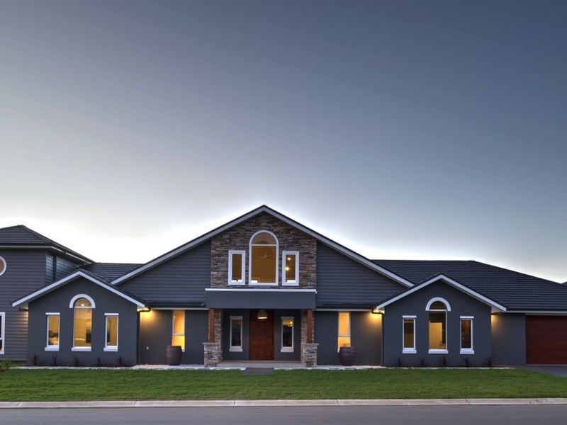 90 Jenolan Circuit, Harrington Park NSW 2567