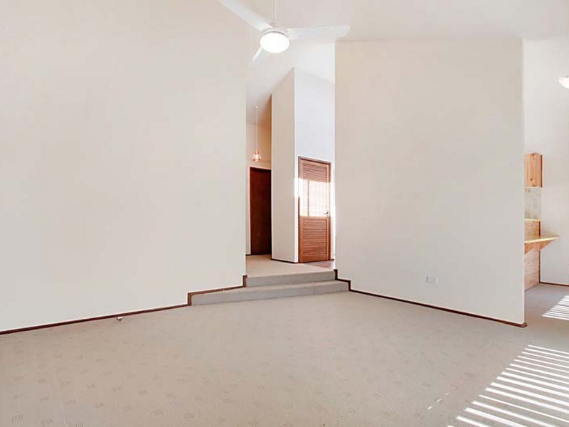 6/11 Woolpack Street, Elderslie NSW 2335