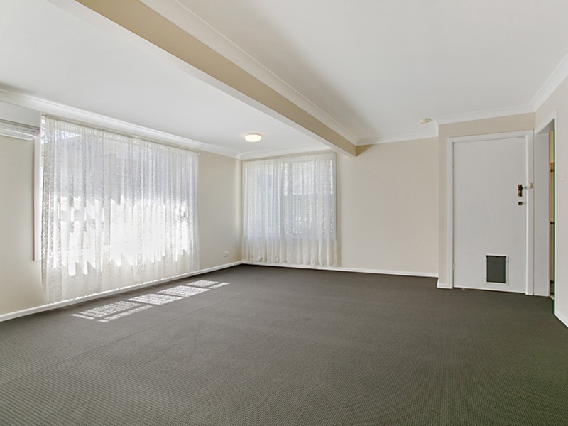 30 Macarthur Road, Elderslie NSW 2570