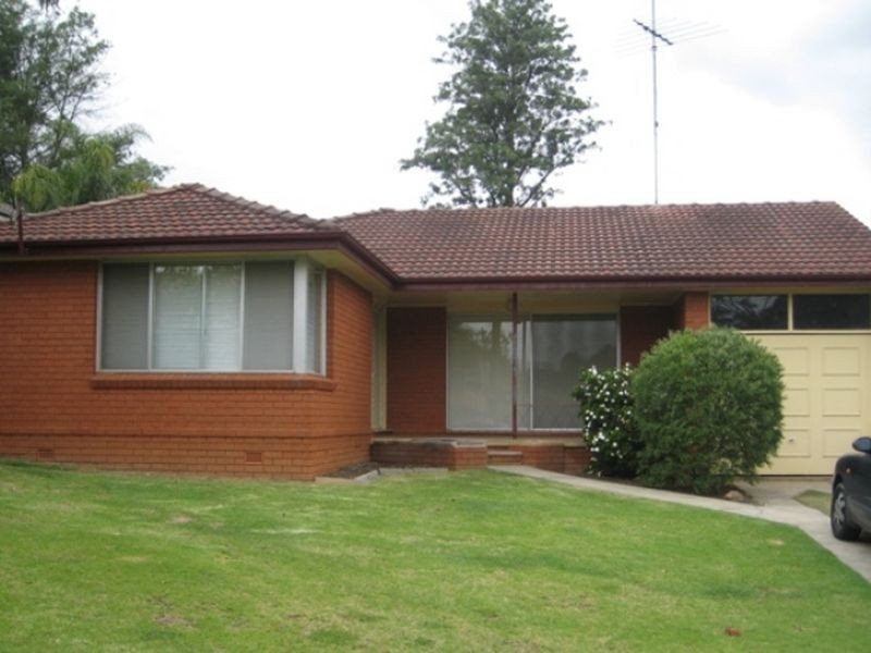 24 Dobroyd Avenue, Camden NSW 2570