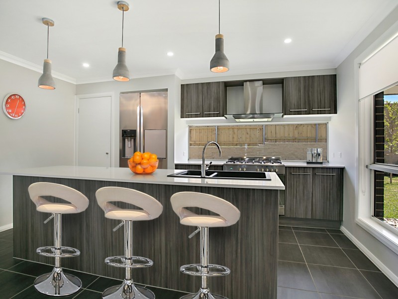 14 Bethany Cove, Catherine Field NSW 2557