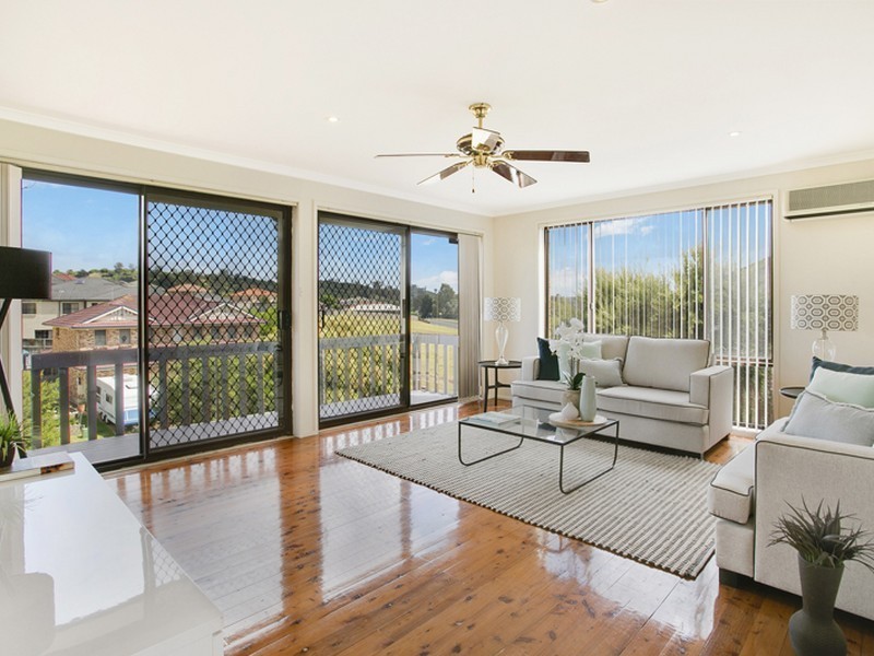 9 Yangtze Place, Kearns NSW 2558