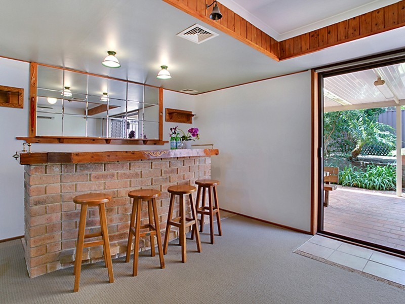9 Yangtze Place, Kearns NSW 2558