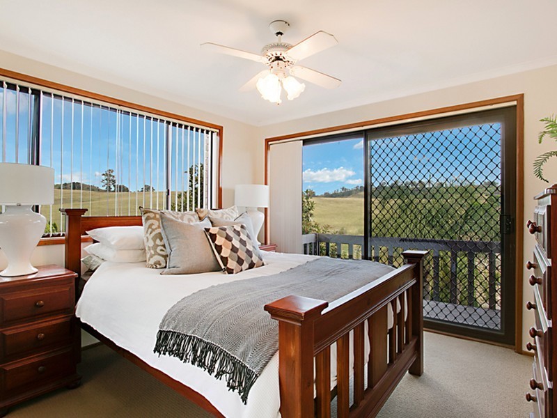 9 Yangtze Place, Kearns NSW 2558