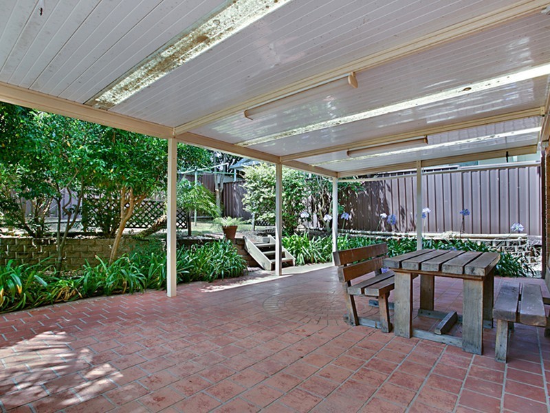 9 Yangtze Place, Kearns NSW 2558