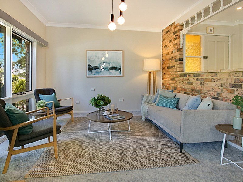 27 Thompson Place, Camden South NSW 2570