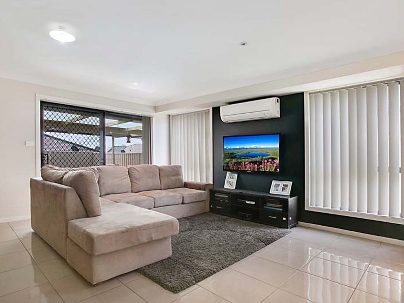 Spring Farm NSW 2570