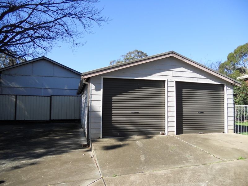 72 PINDARI AVENUE, Camden NSW 2570