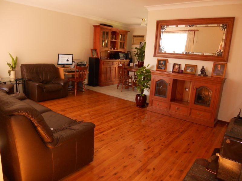 72 PINDARI AVENUE, Camden NSW 2570