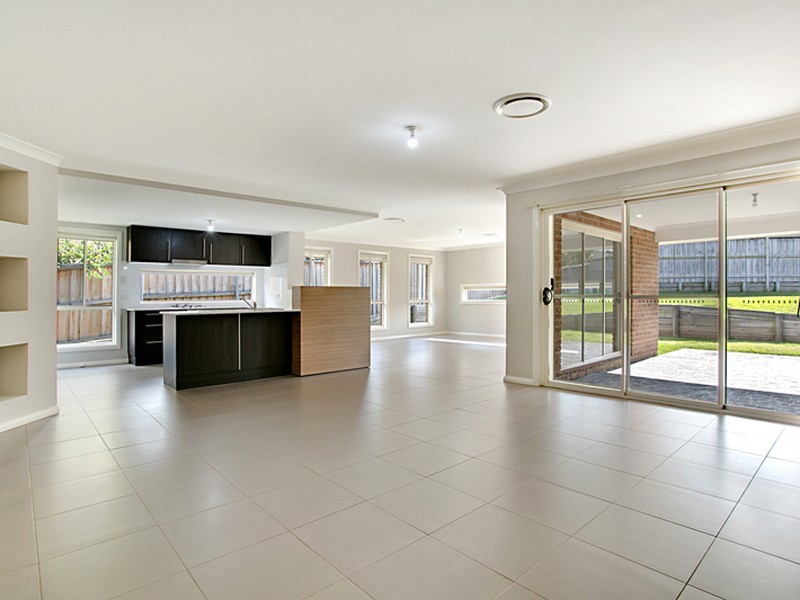 17 Bridgewater Boulevard, Camden Park NSW 2570
