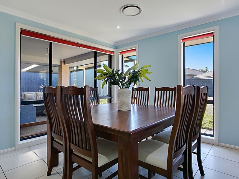 15 Dewpoint Drive, Spring Farm NSW 2570