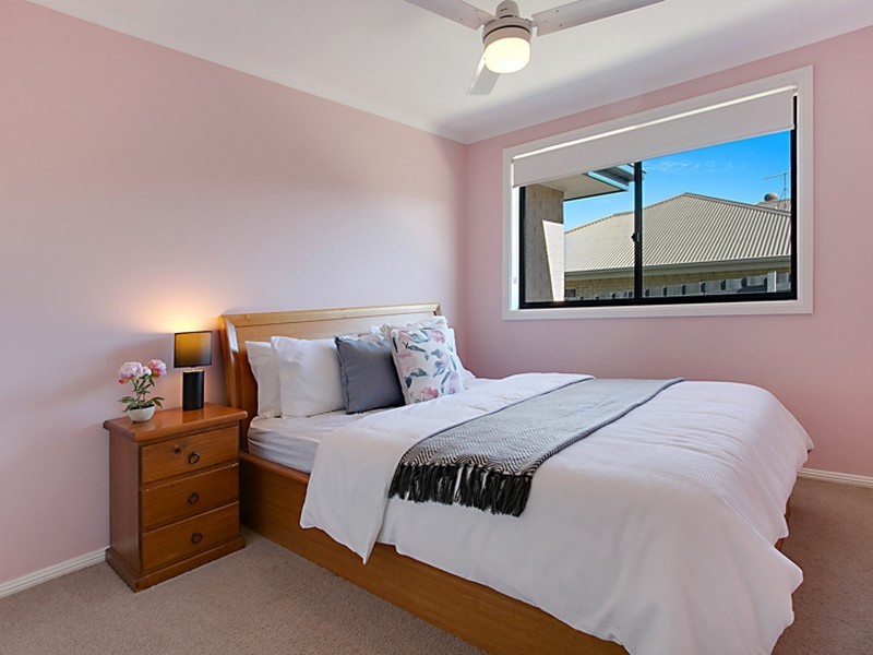 15 Dewpoint Drive, Spring Farm NSW 2570