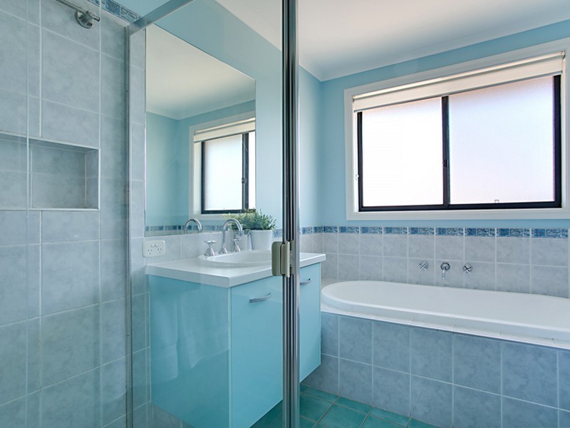 15 Dewpoint Drive, Spring Farm NSW 2570