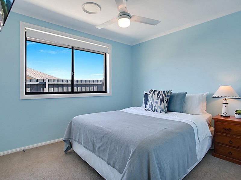 15 Dewpoint Drive, Spring Farm NSW 2570