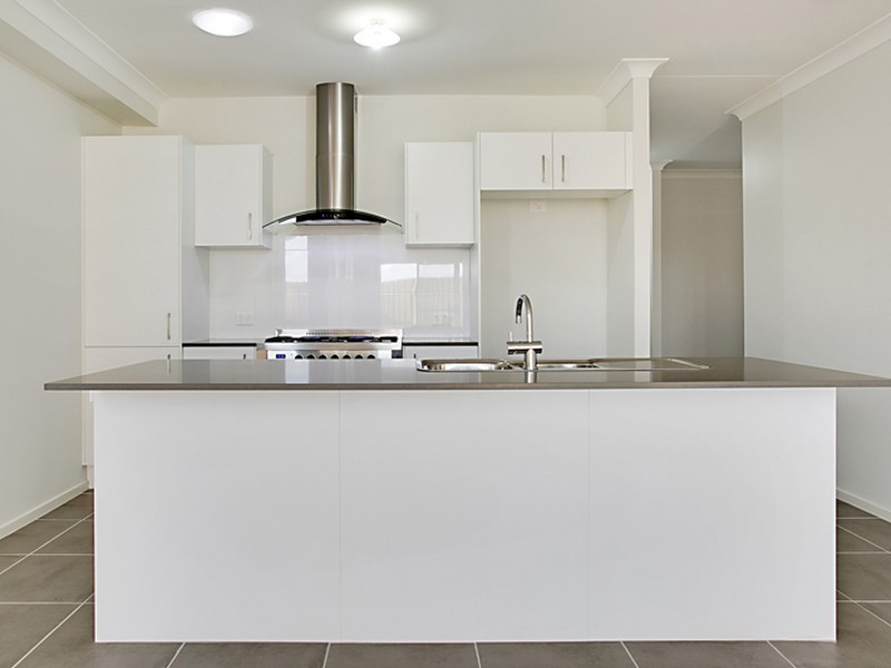 12 Parrott Street, Elderslie NSW 2570