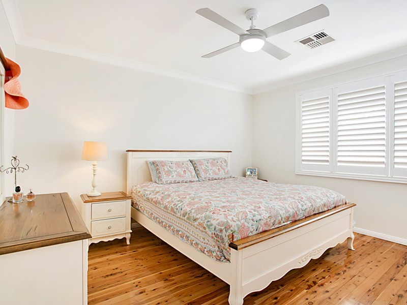 47 Elizabeth Macarthur Avenue, Camden South NSW 2570