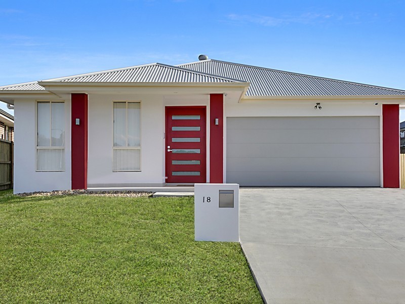 18 Parrott Street, Elderslie NSW 2570