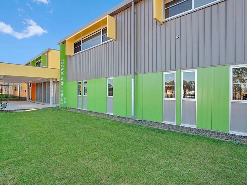 18 Montazah Street, Spring Farm NSW 2570