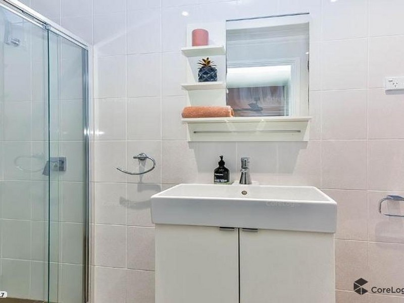 70 Macarthur Road, Elderslie NSW 2570