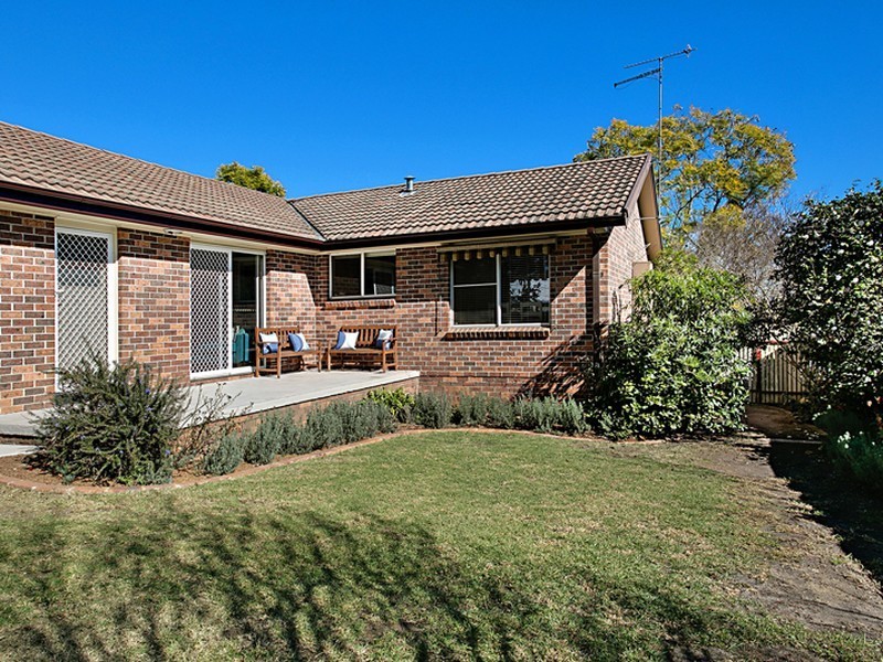 30 Thompson Place, Camden South NSW 2570