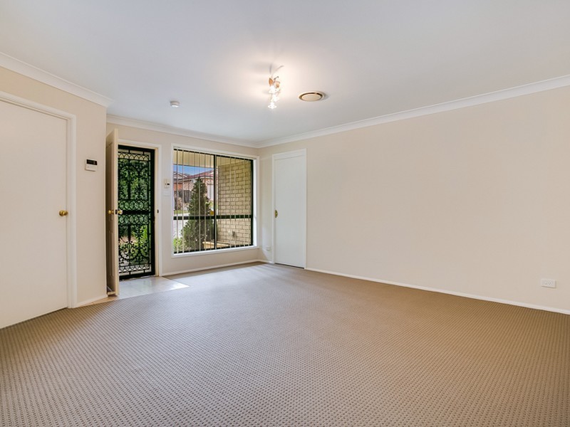10 Saddle Close, Currans Hill NSW 2567