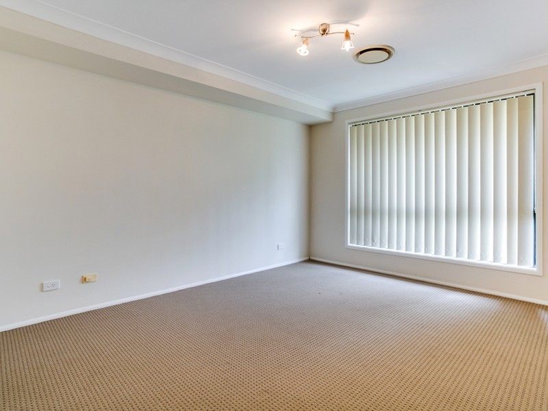 10 Saddle Close, Currans Hill NSW 2567