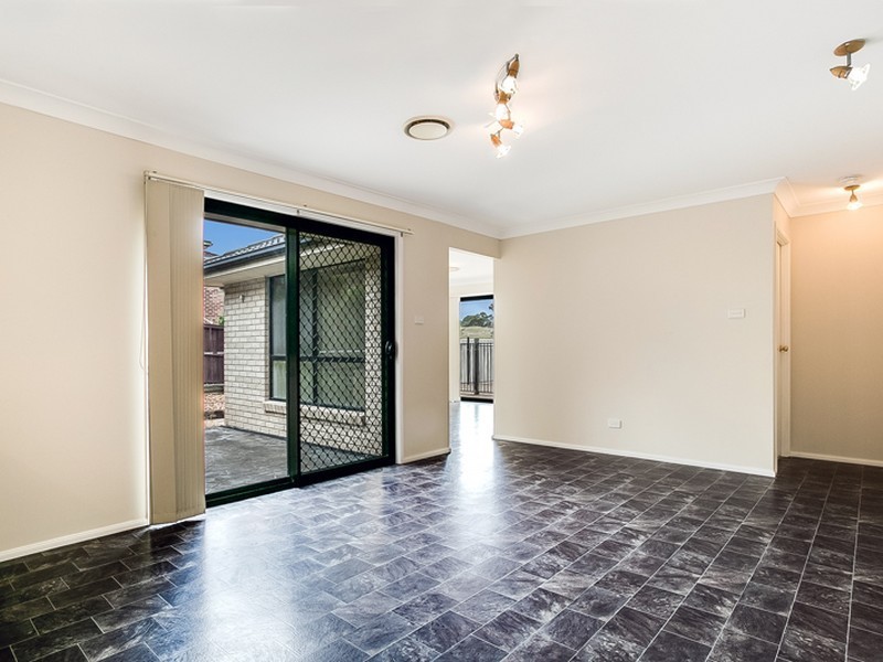 10 Saddle Close, Currans Hill NSW 2567