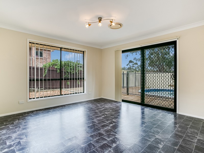 10 Saddle Close, Currans Hill NSW 2567