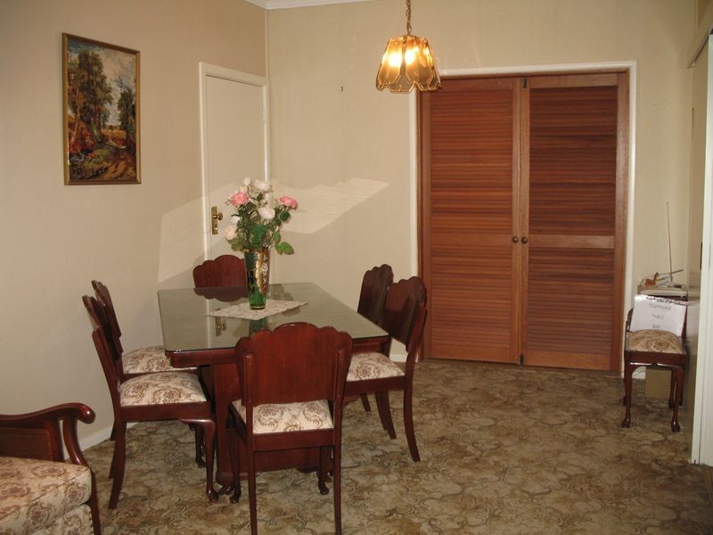 28 ELIZABETH MACARTHUR AVENUE, Camden South NSW 2570