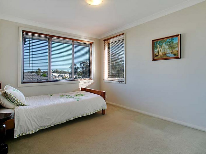 5 Bandara Circuit, Spring Farm NSW 2570