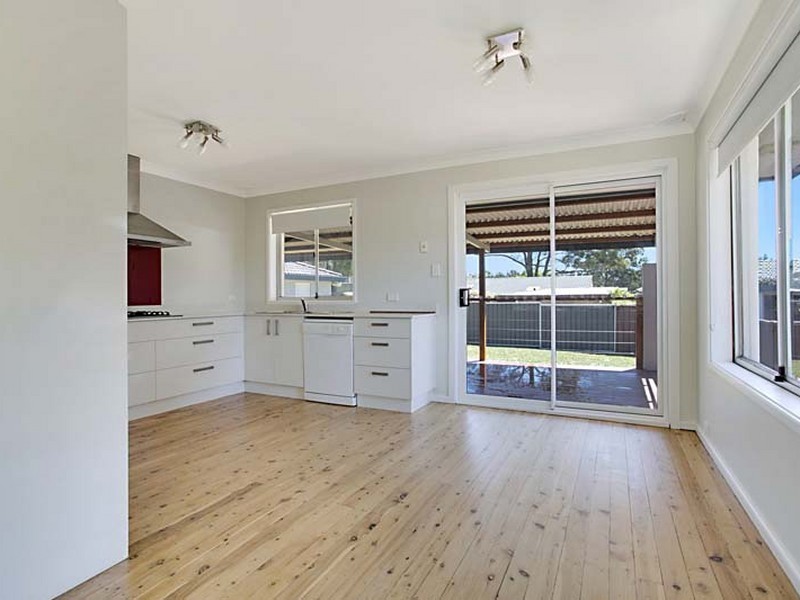 2 Cruikshank Avenue, Elderslie NSW 2570