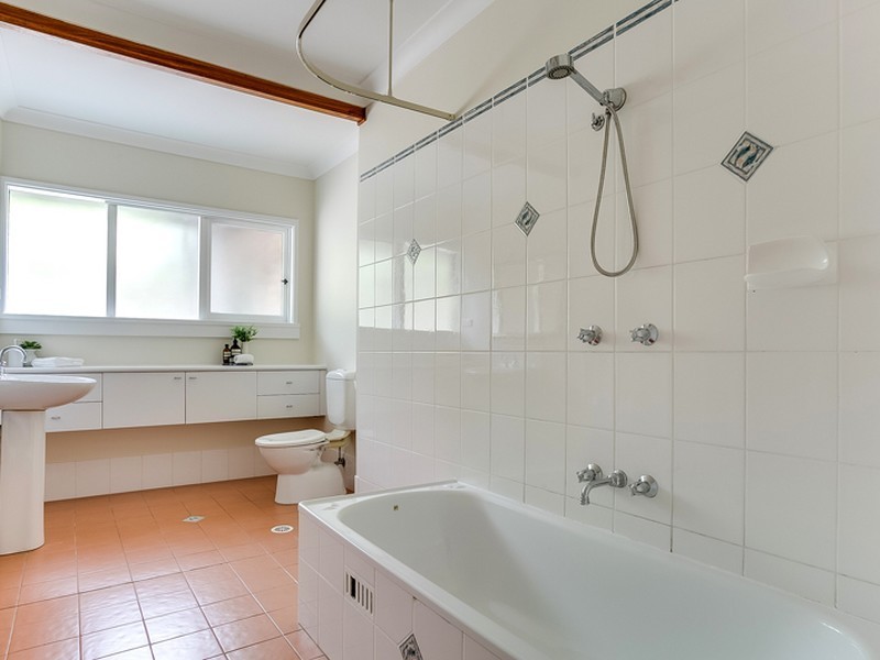 27 Martine Avenue, Camden South NSW 2570