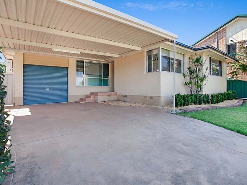 24 McCrae Drive, Camden South NSW 2570