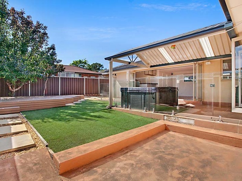 24 McCrae Drive, Camden South NSW 2570