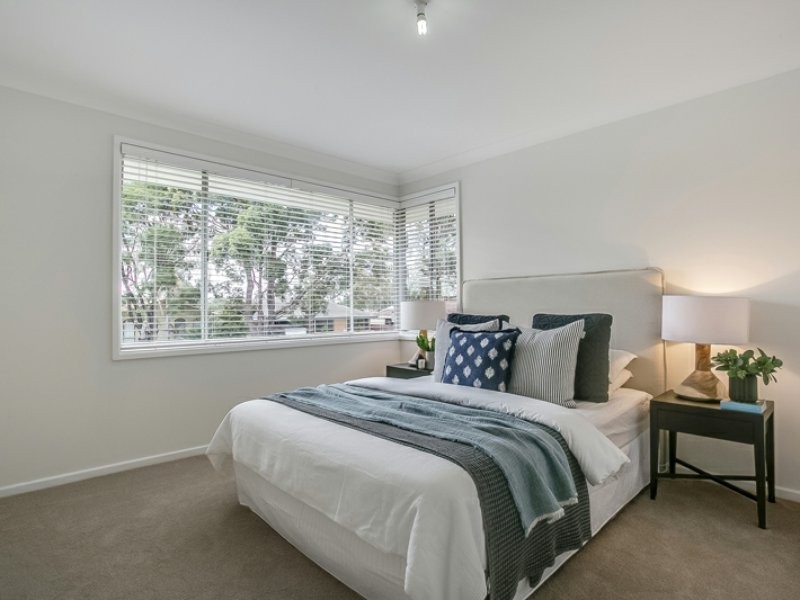 6 Faithfull Street, Elderslie NSW 2570